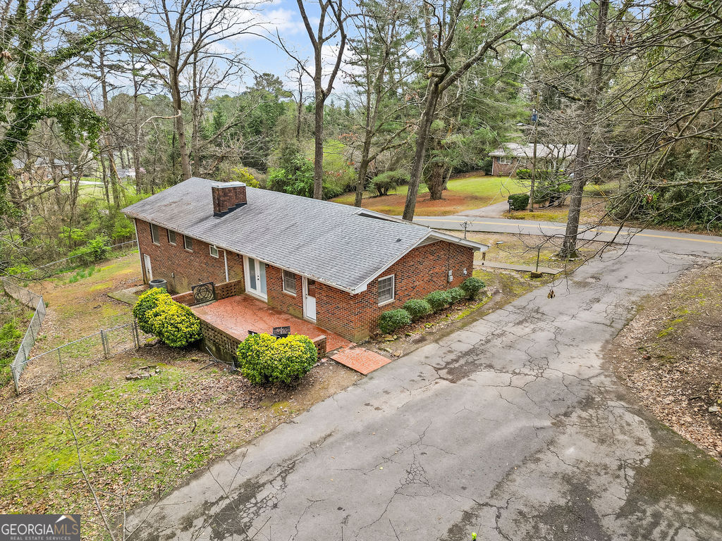 206 Hammond Drive Property Photo 9
