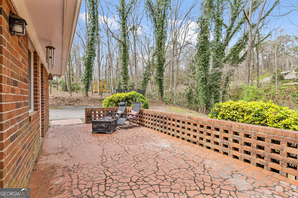 206 Hammond Drive Property Photo 32