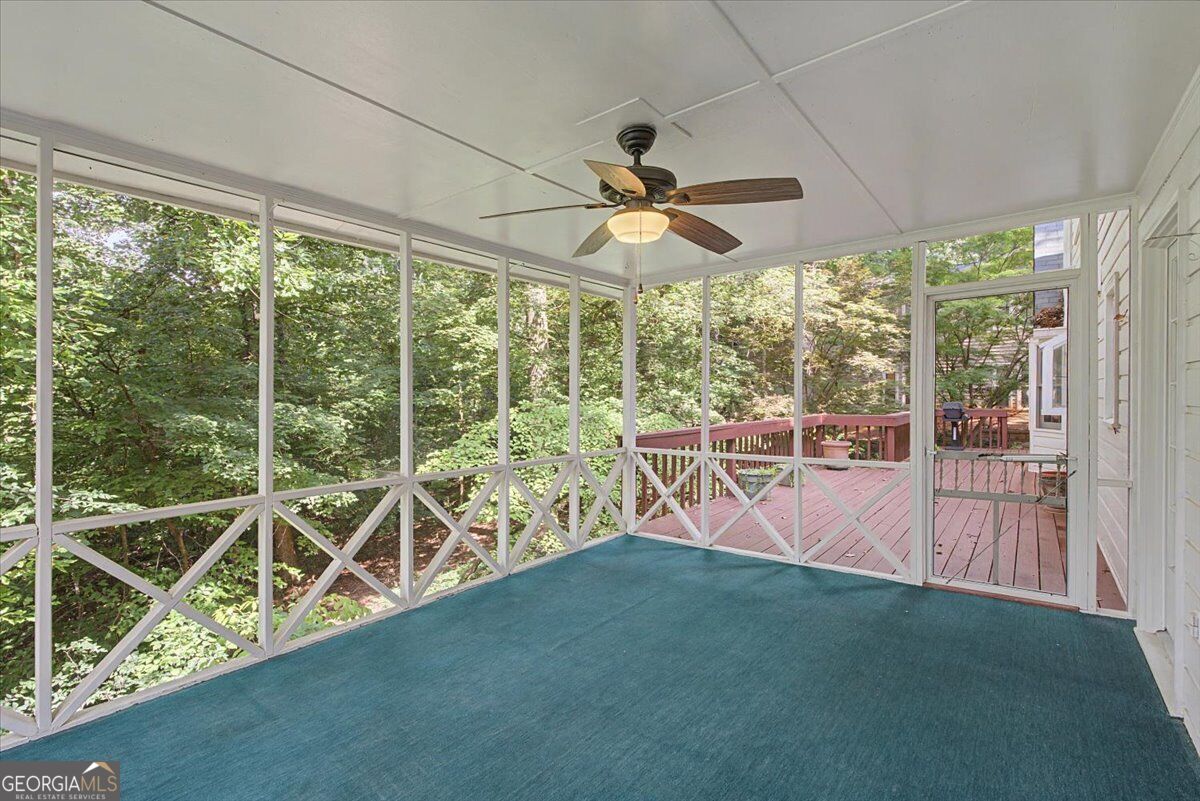 1663 Huntingford Drive Property Photo 24