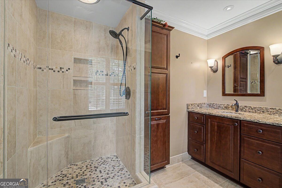 1663 Huntingford Drive Property Photo 38