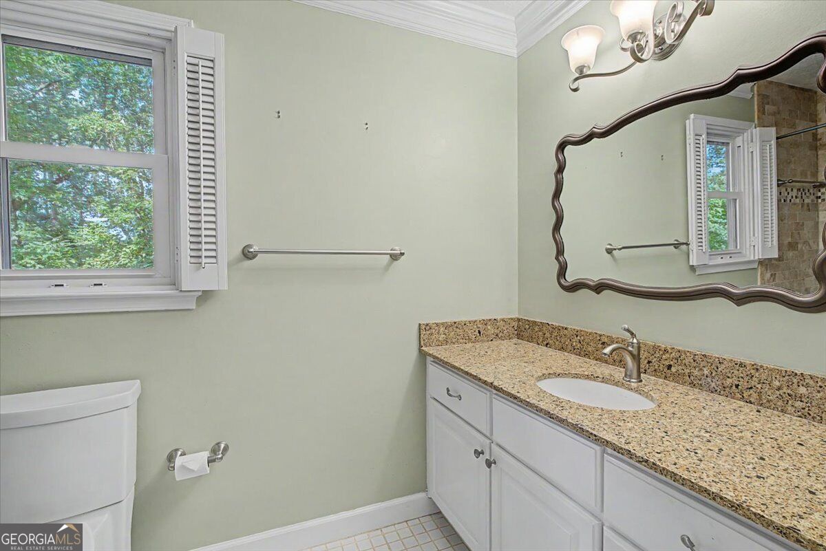 1663 Huntingford Drive Property Photo 41