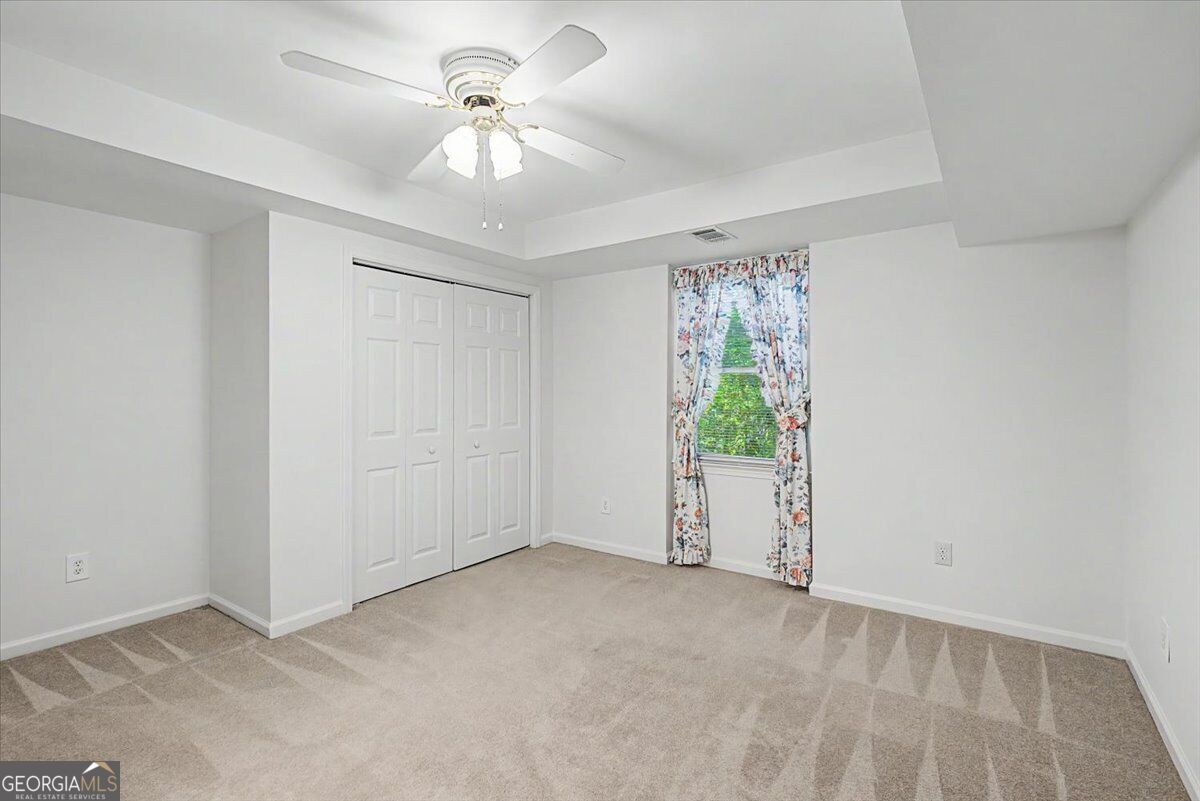 1663 Huntingford Drive Property Photo 54