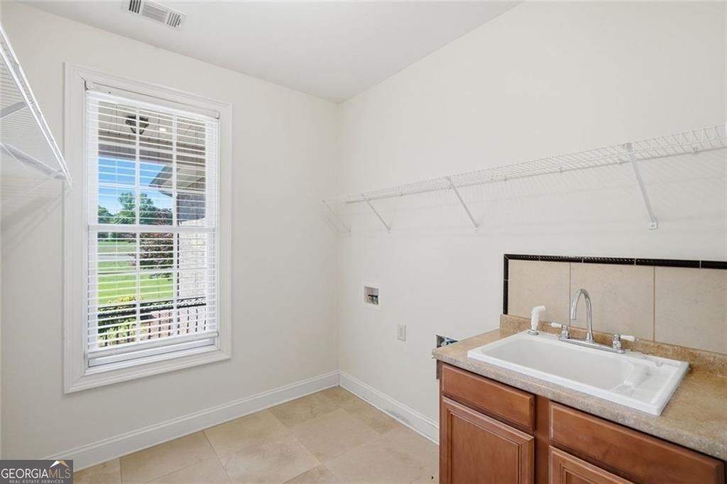 3930 Fouts Drive Property Photo 15