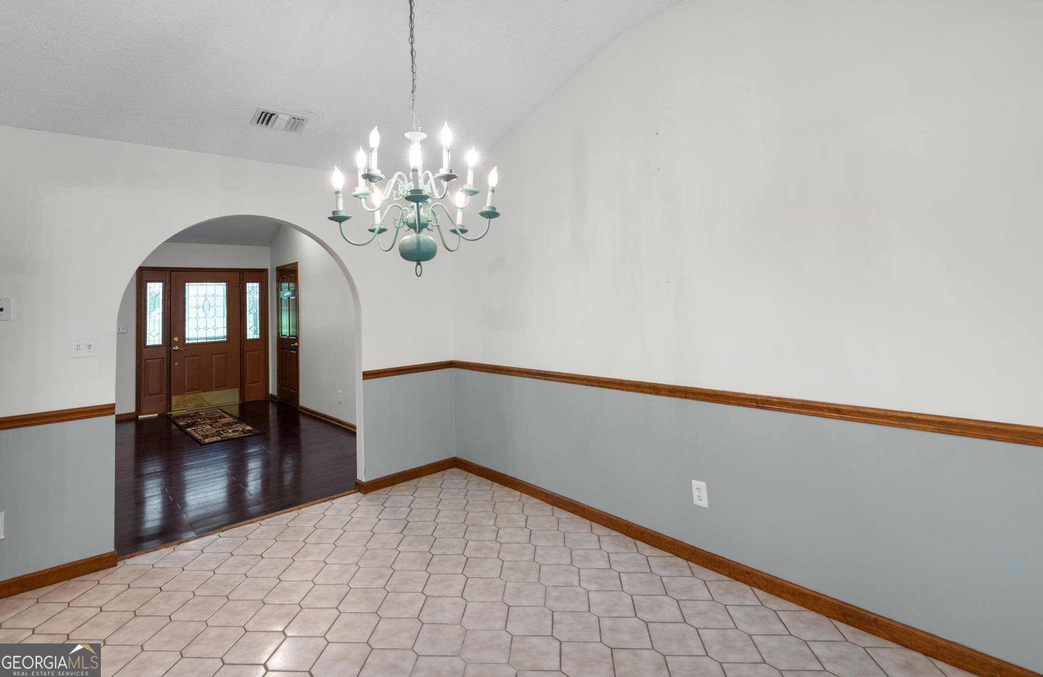 4909 Perry Road Property Photo 17