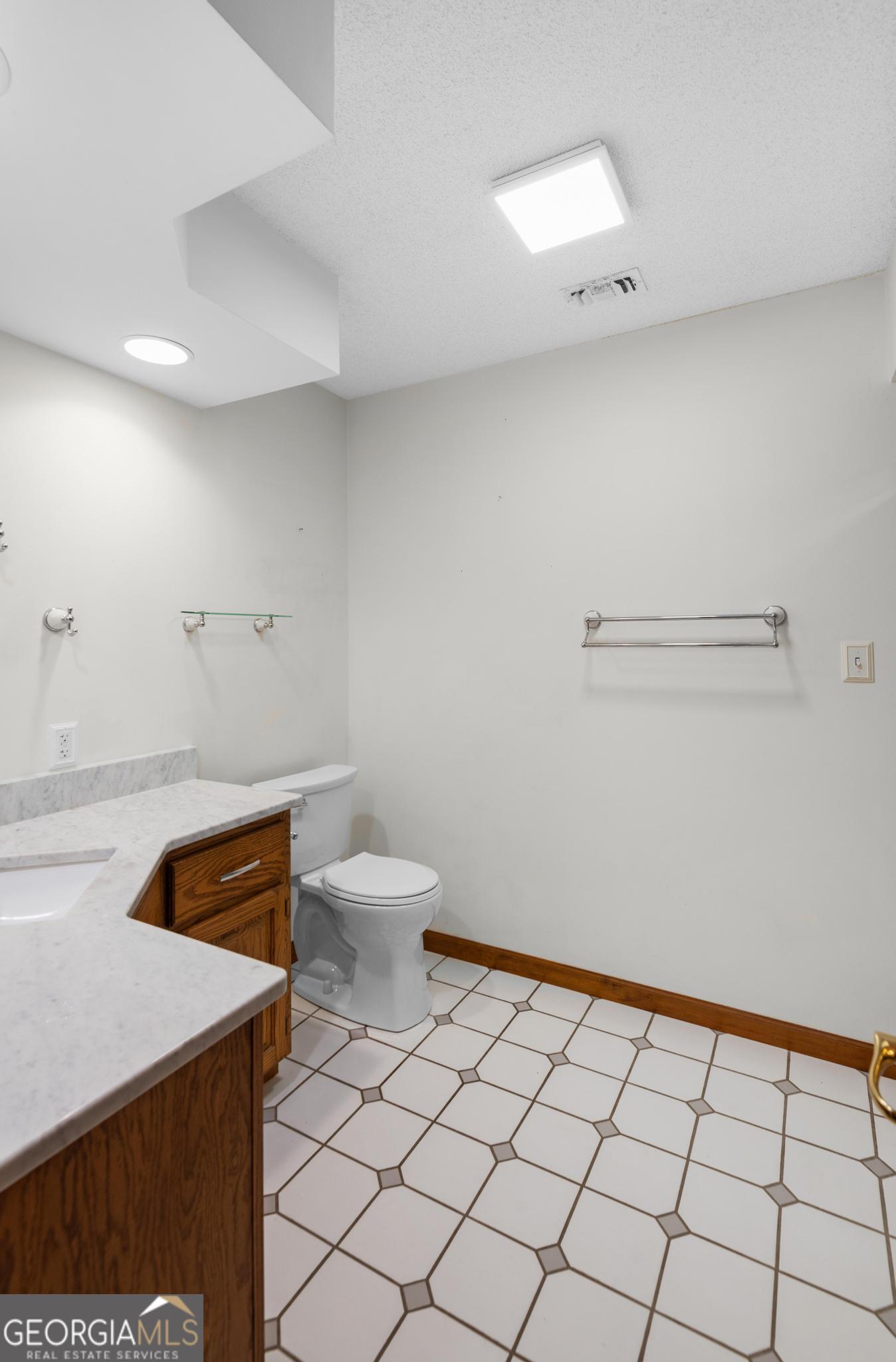 4909 Perry Road Property Photo 24