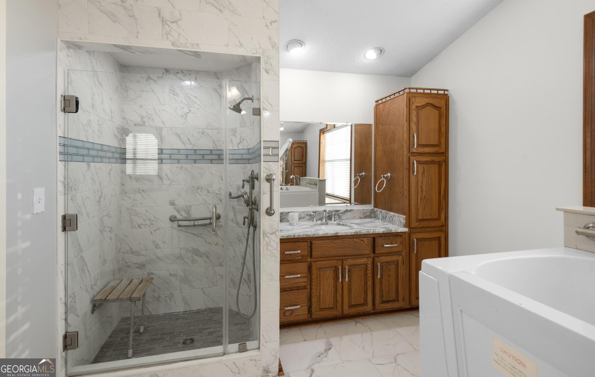 4909 Perry Road Property Photo 33