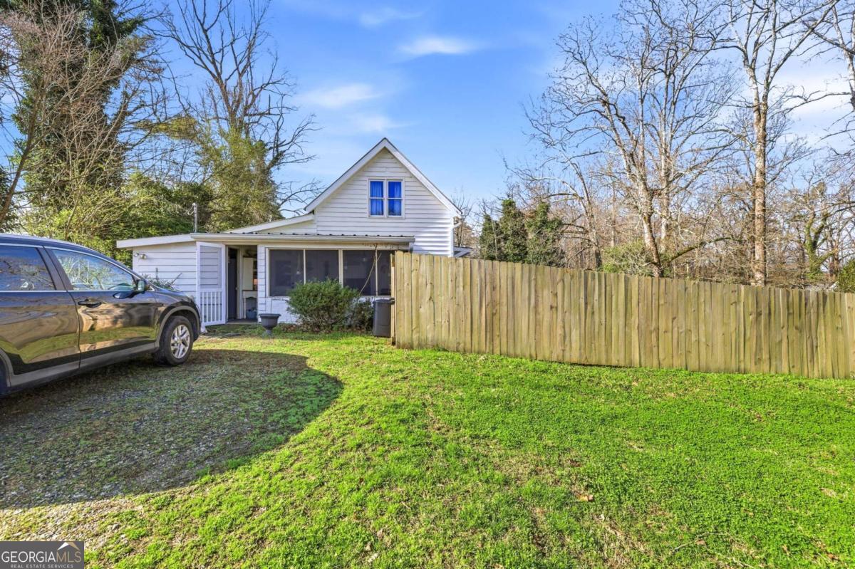 314 Holley Street Property Photo 41