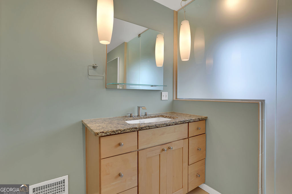 2213 Leafmore Drive Property Photo 28