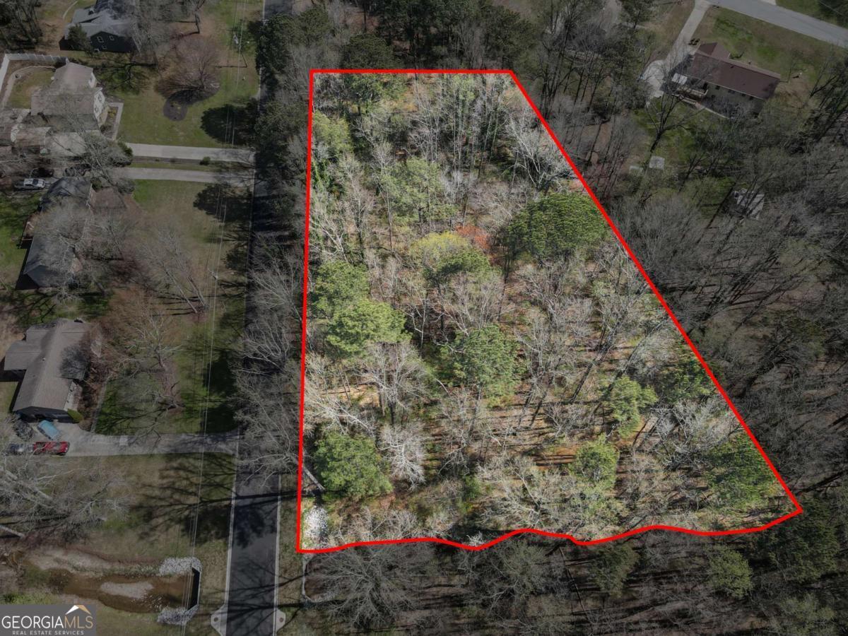 3222 Crossing Drive Property Photo 1