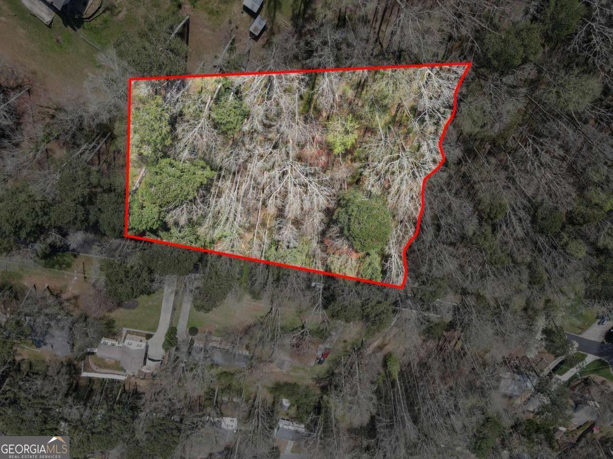 3222 Crossing Drive Property Photo 2