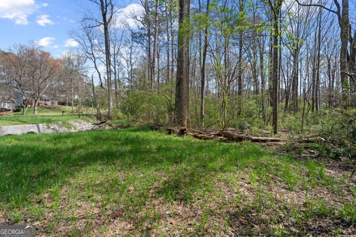 3222 Crossing Drive Property Photo 3