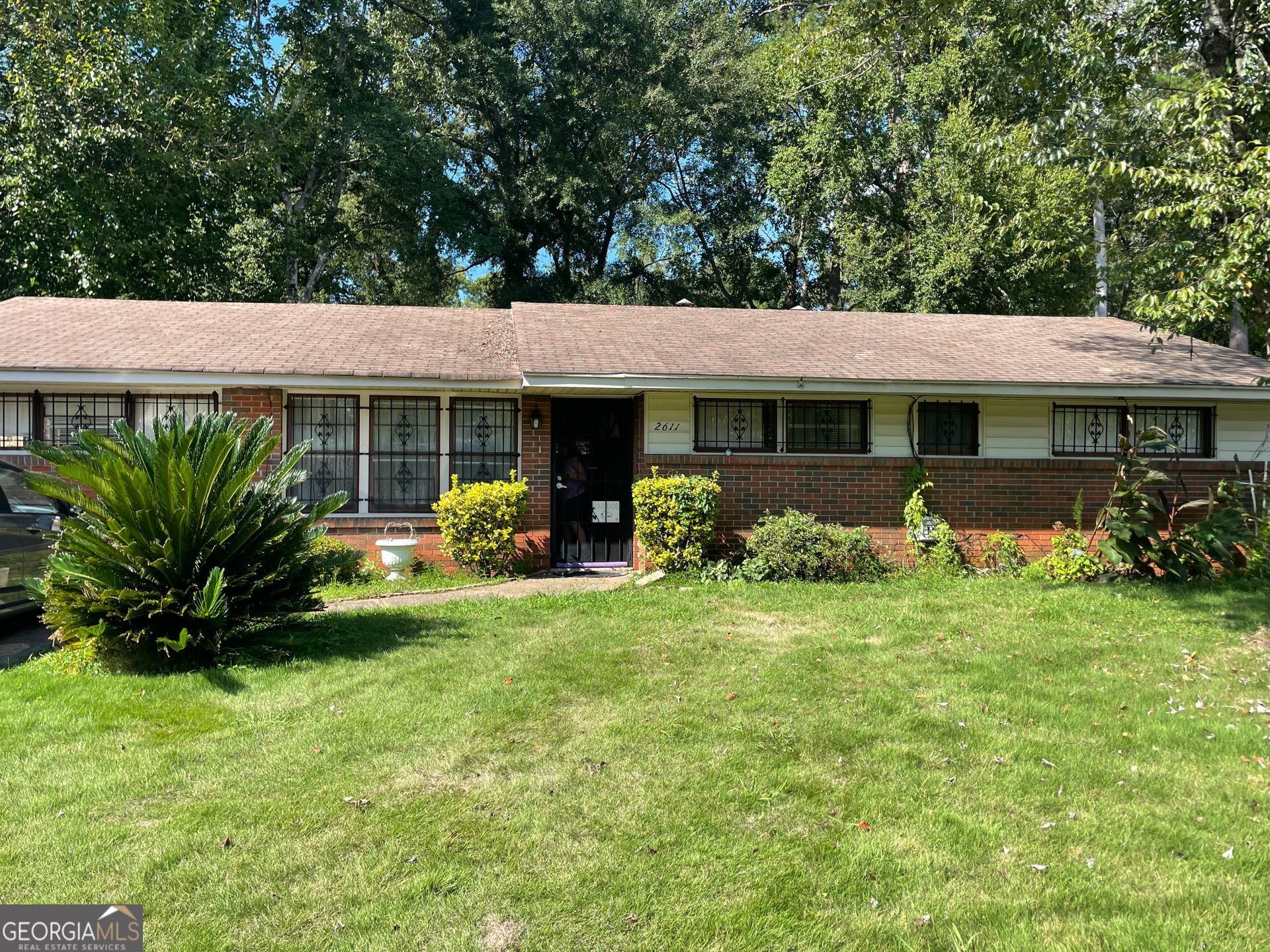 2611 Rice Street Property Photo 1