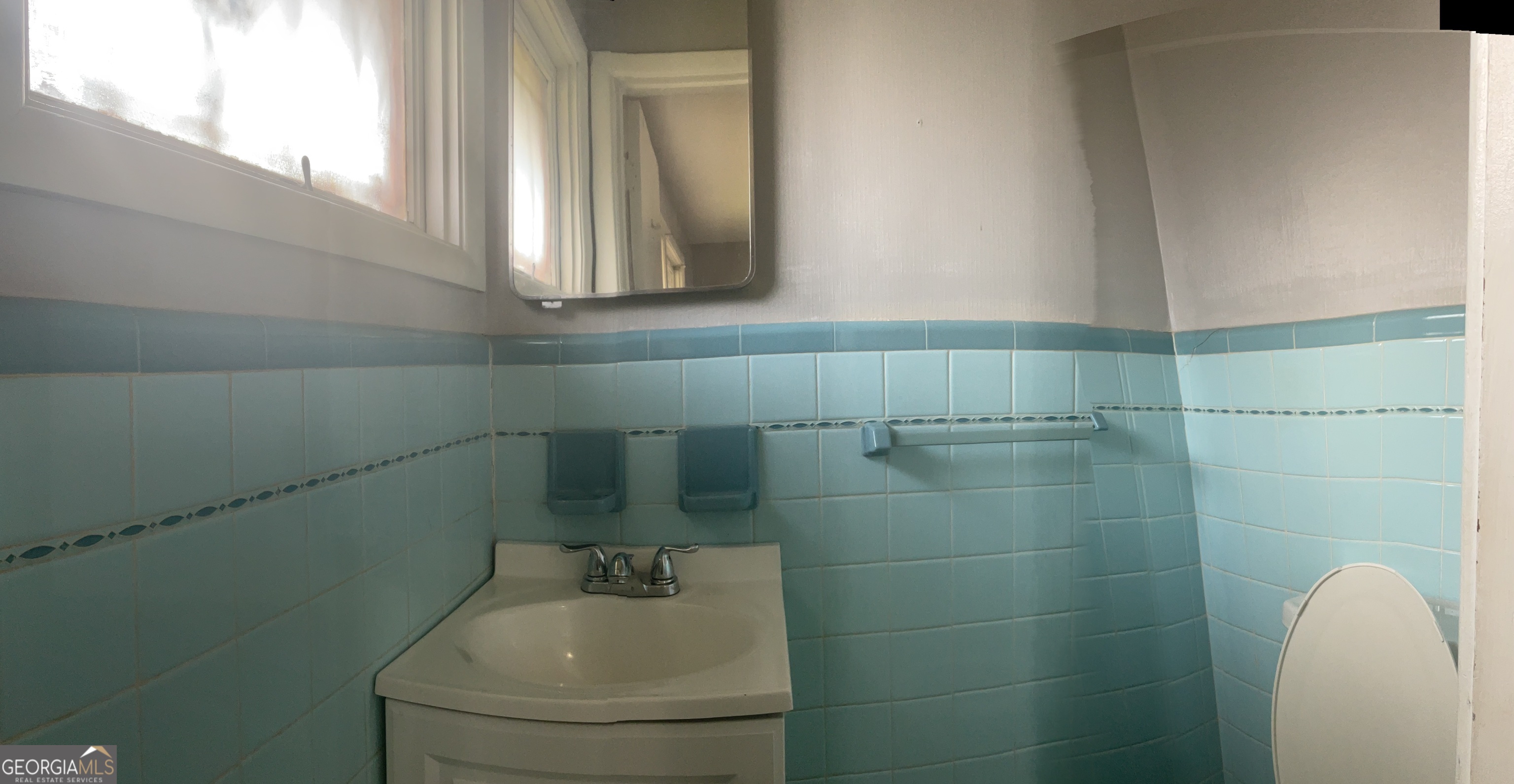 2611 Rice Street Property Photo 8