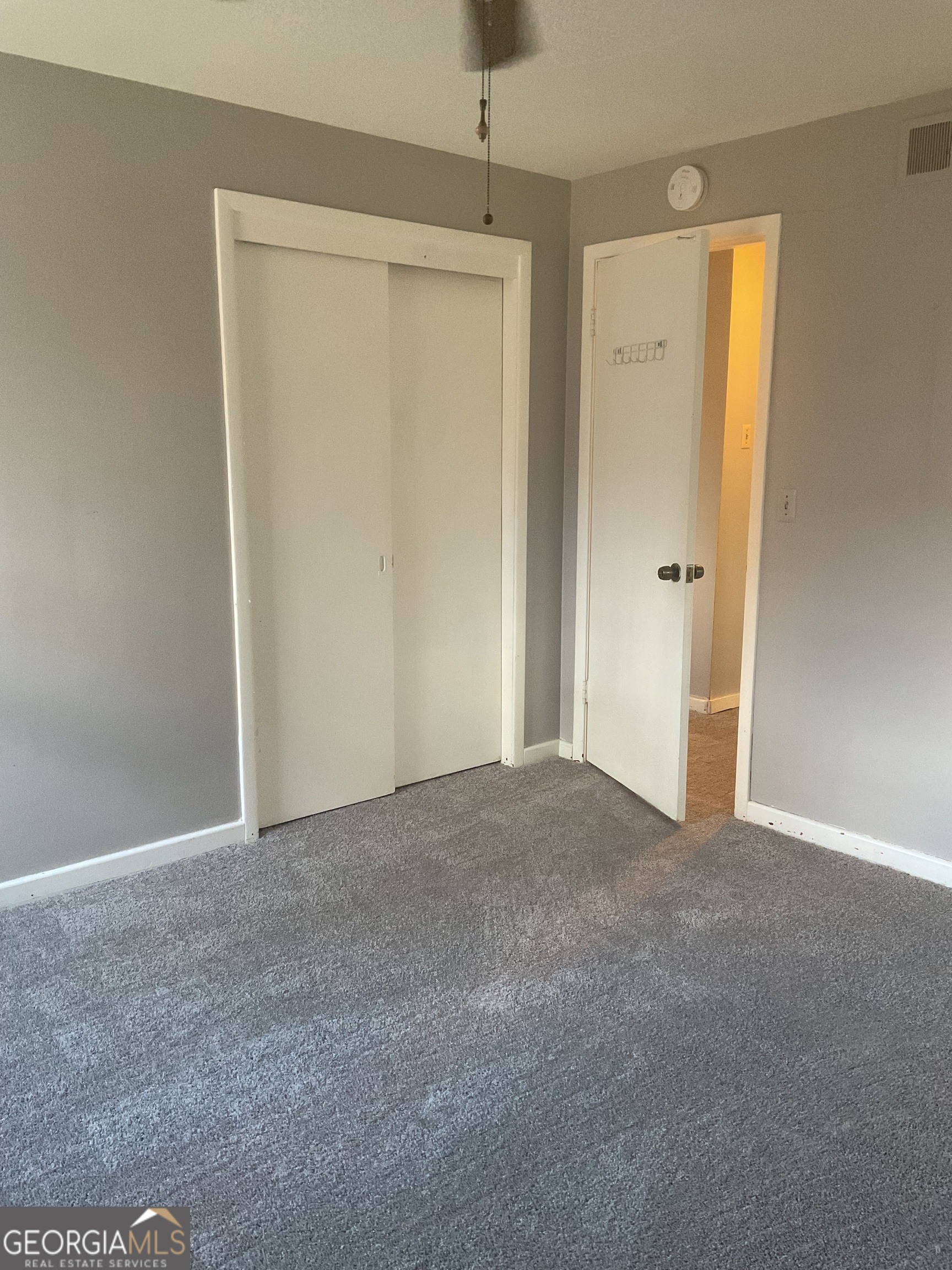 2611 Rice Street Property Photo 11