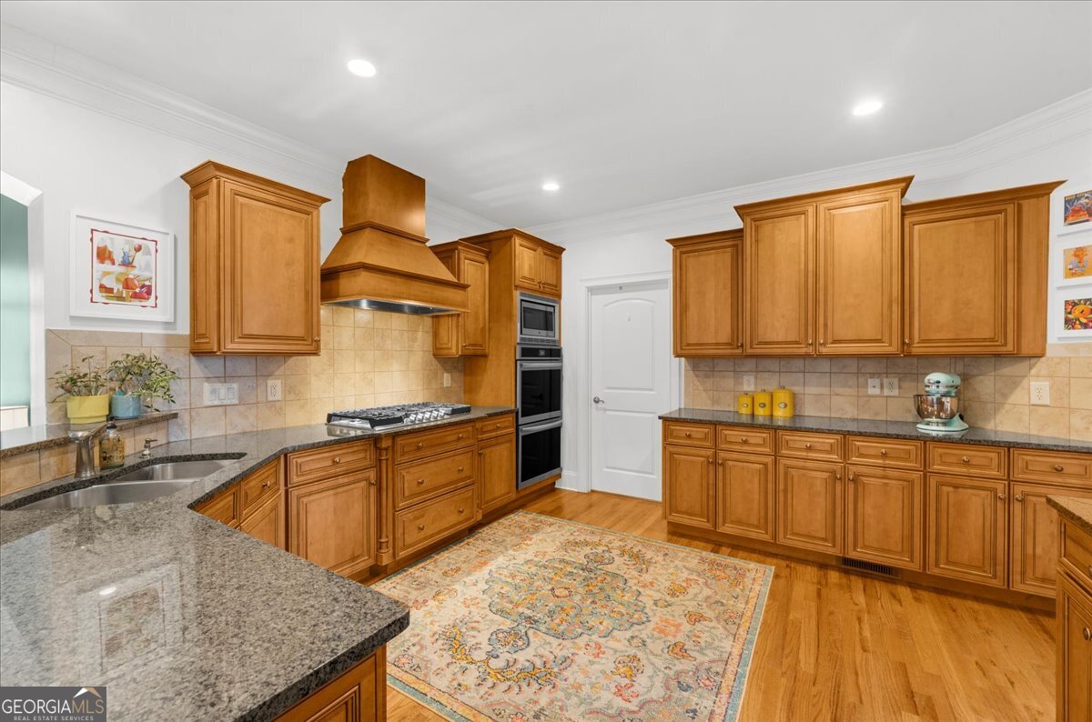 4638 Manor Drive Property Photo 13