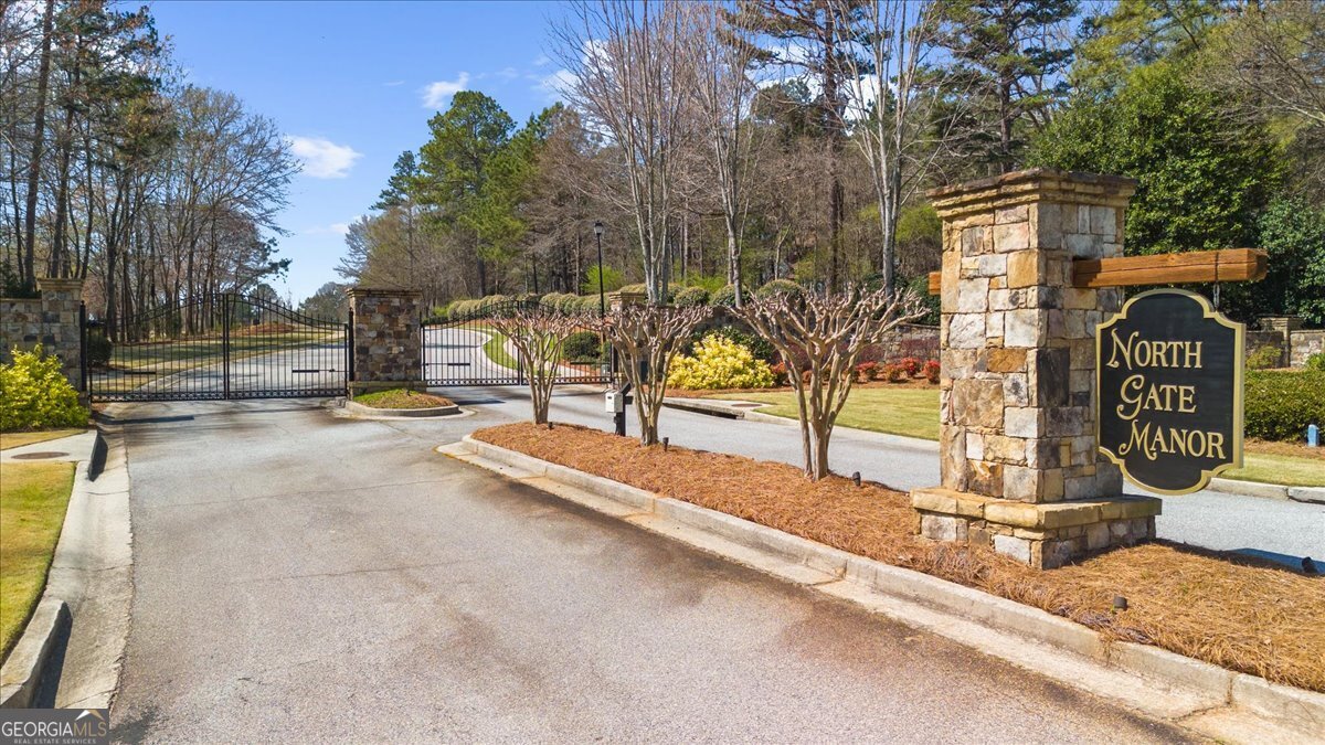 4638 Manor Drive Property Photo 48