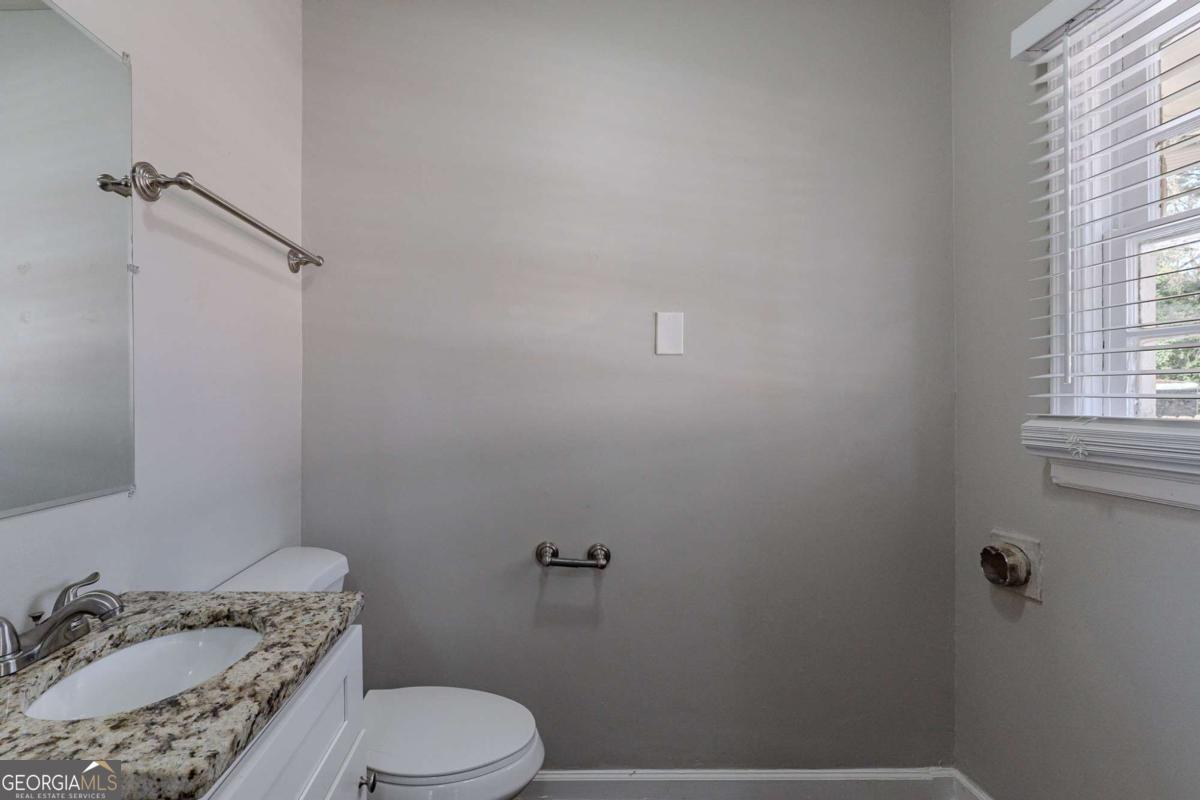1255 Glen Forest Way Property Photo 9