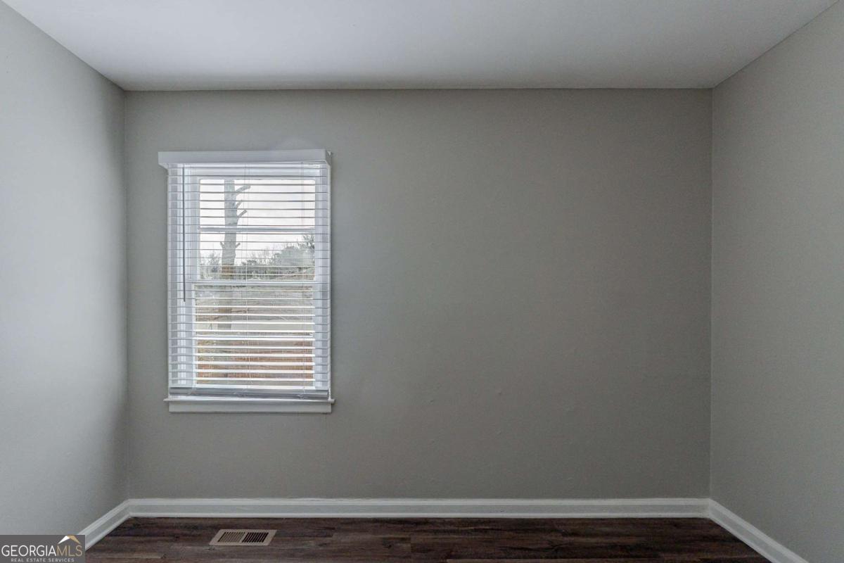 1255 Glen Forest Way Property Photo 15