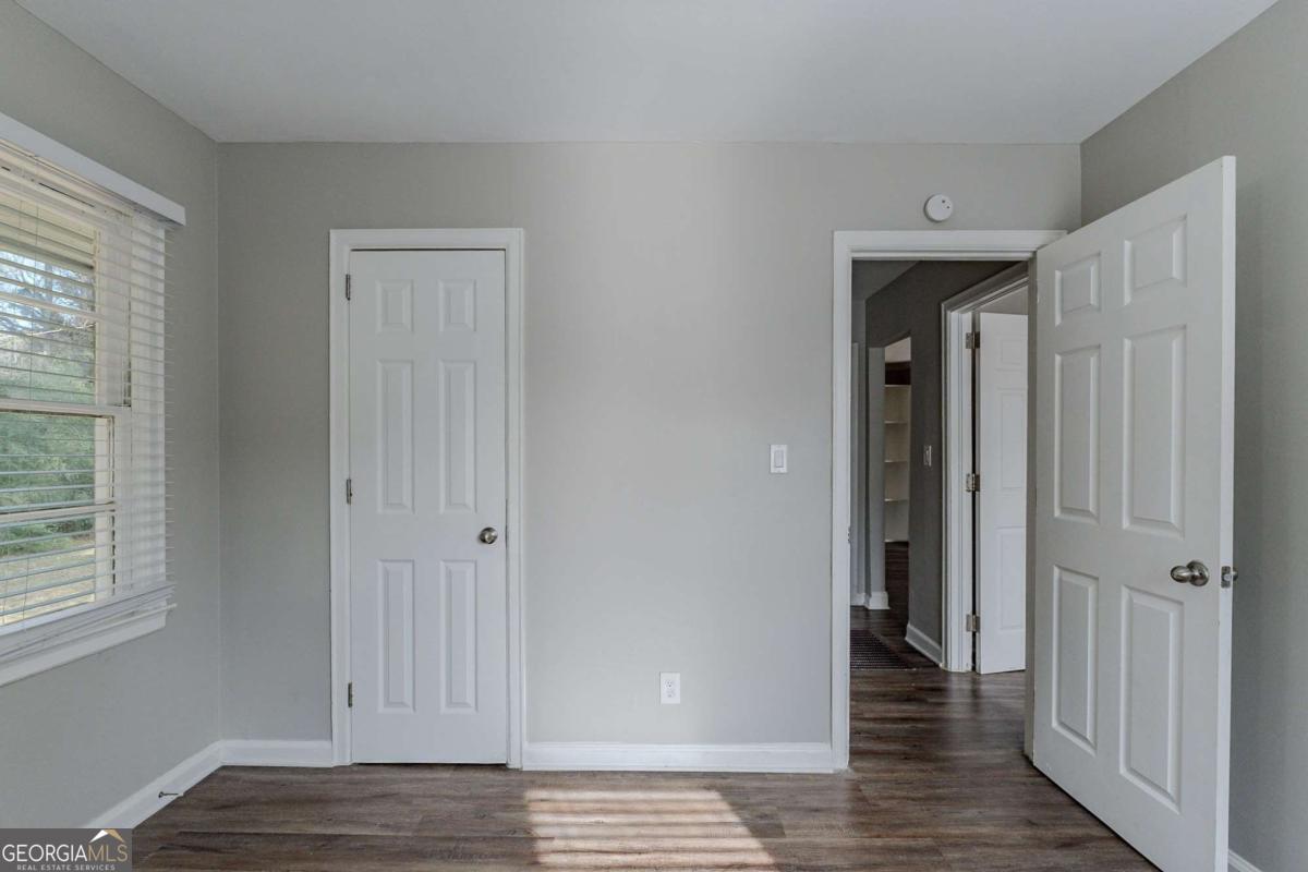 1255 Glen Forest Way Property Photo 16
