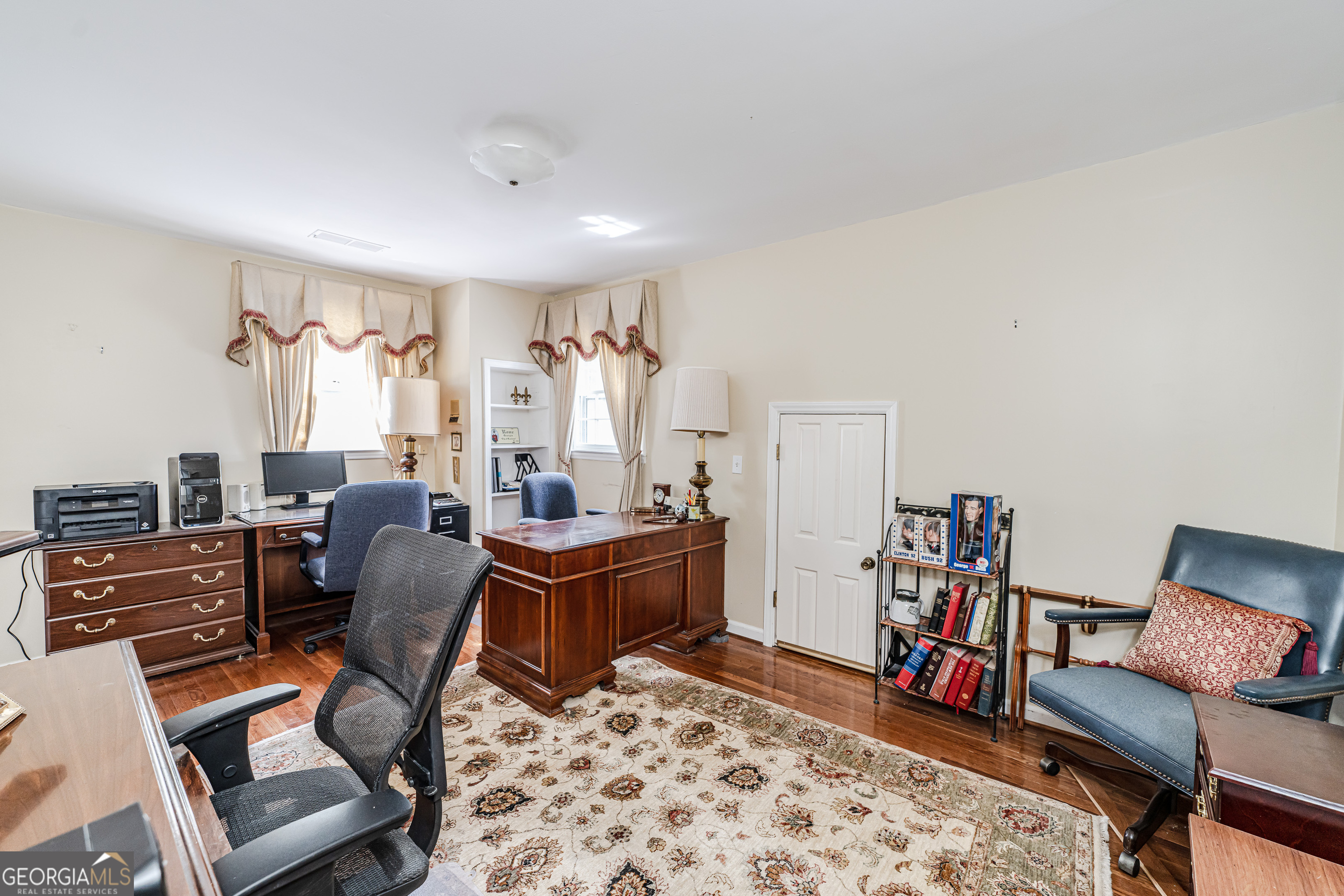 4 Windemere Lane Se Property Photo 27
