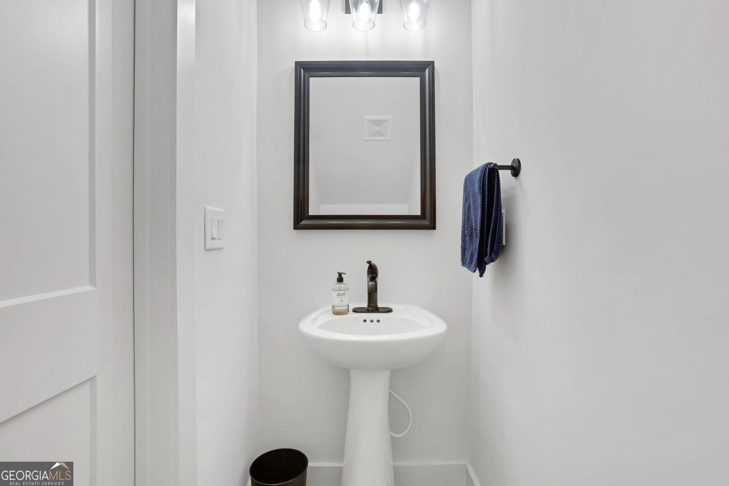 358 Clarendon Court Property Photo 14