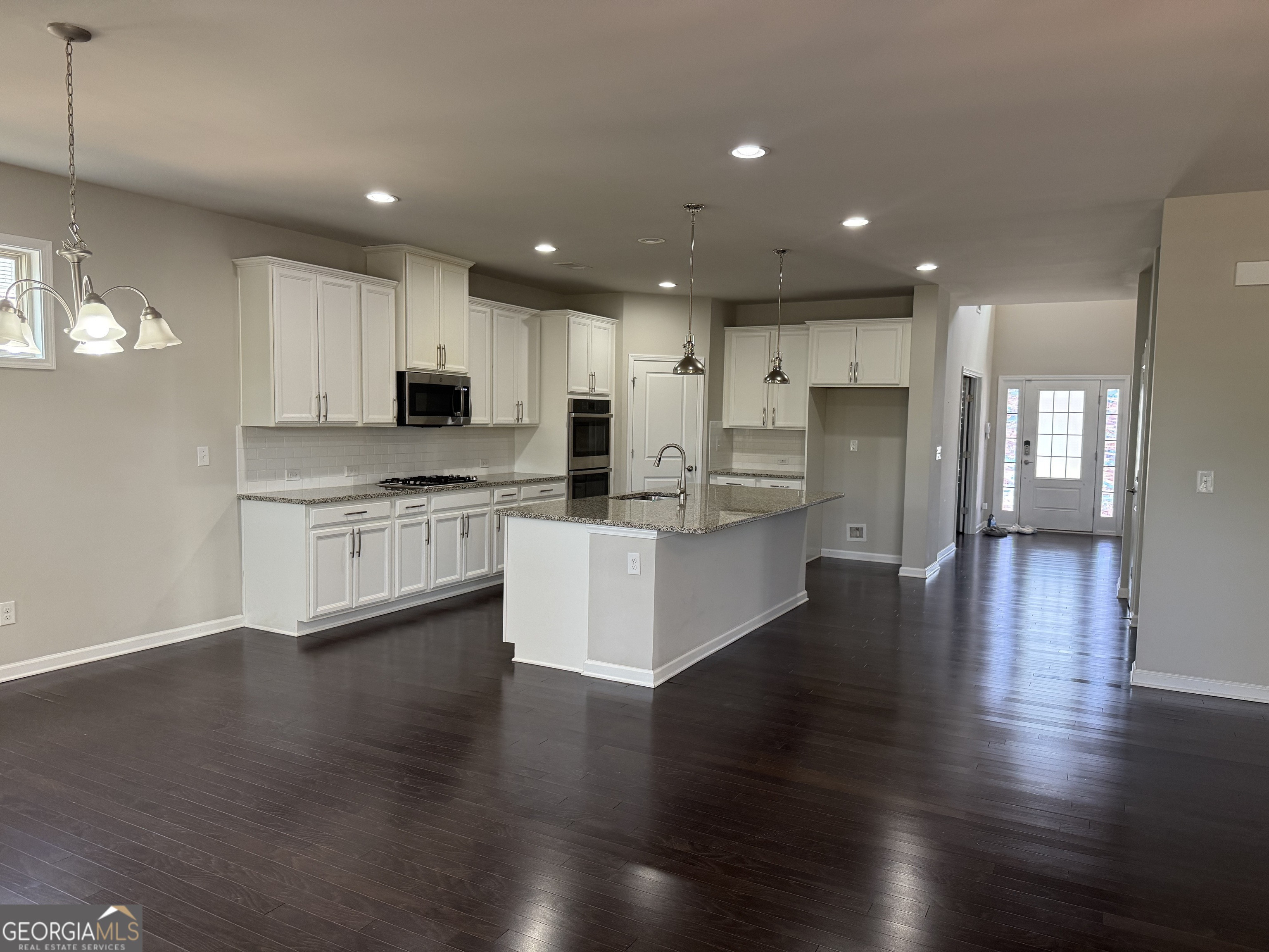 4541 Claiborne Court Property Photo 8