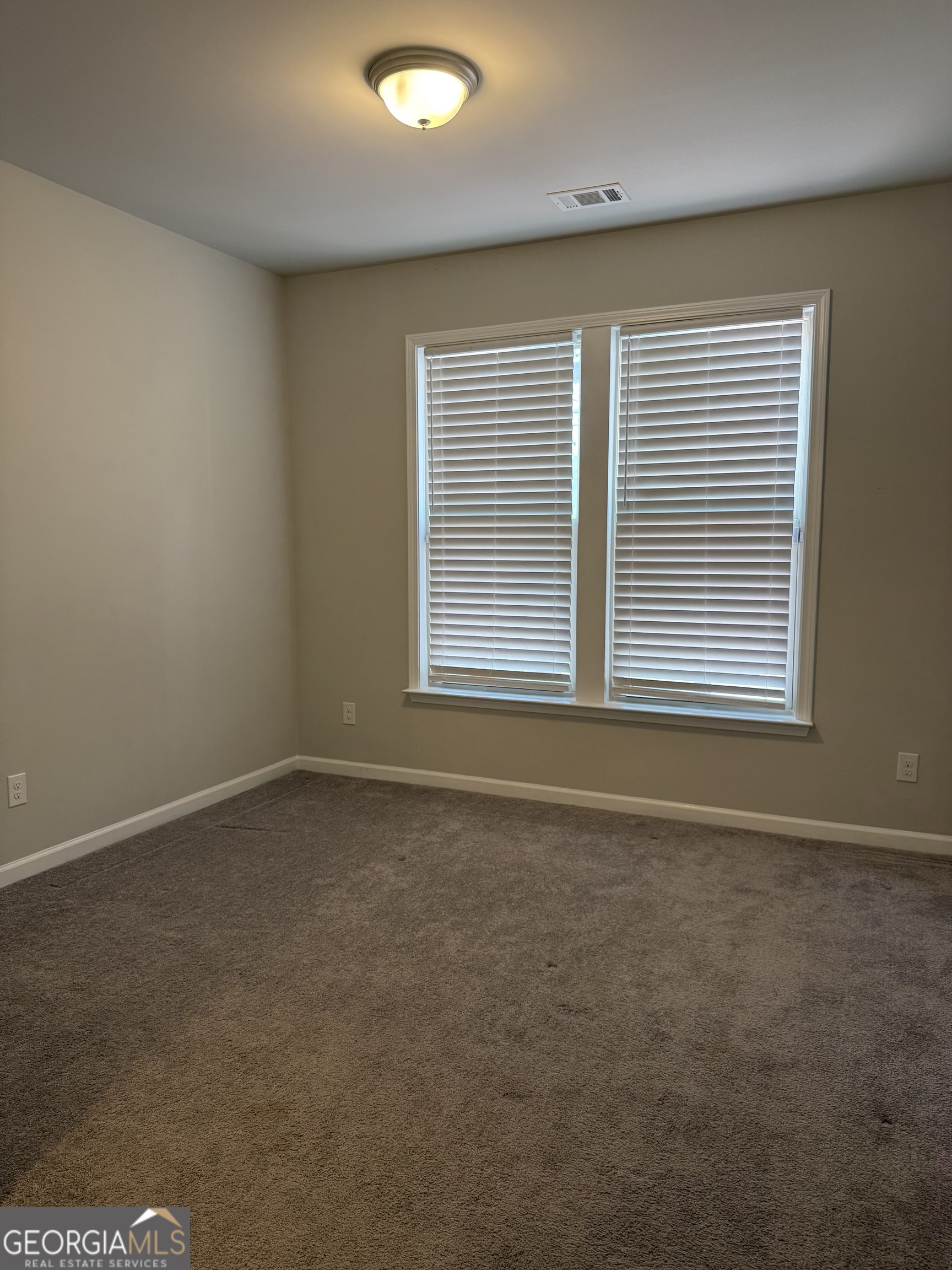 4541 Claiborne Court Property Photo 12