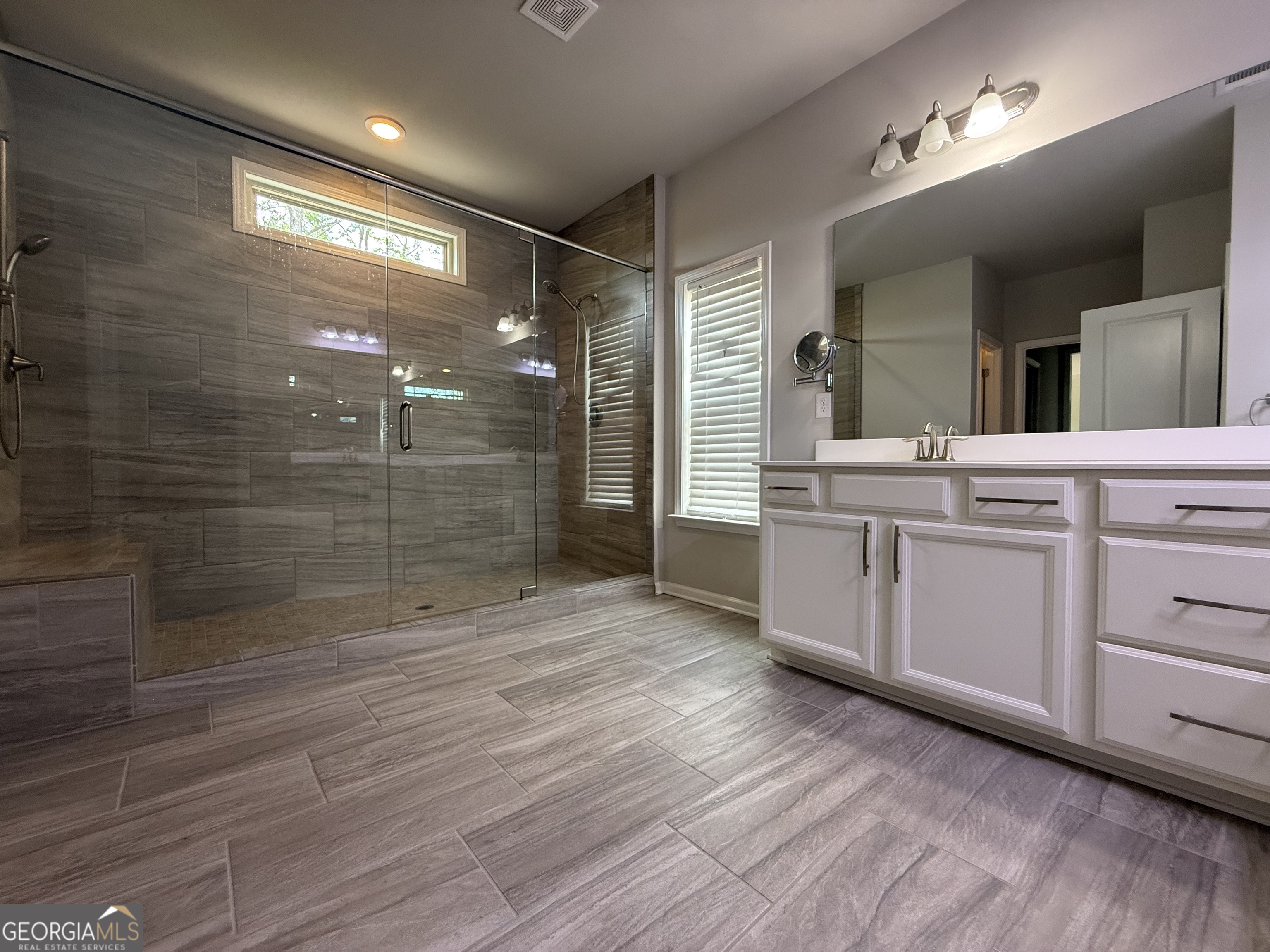 4541 Claiborne Court Property Photo 20