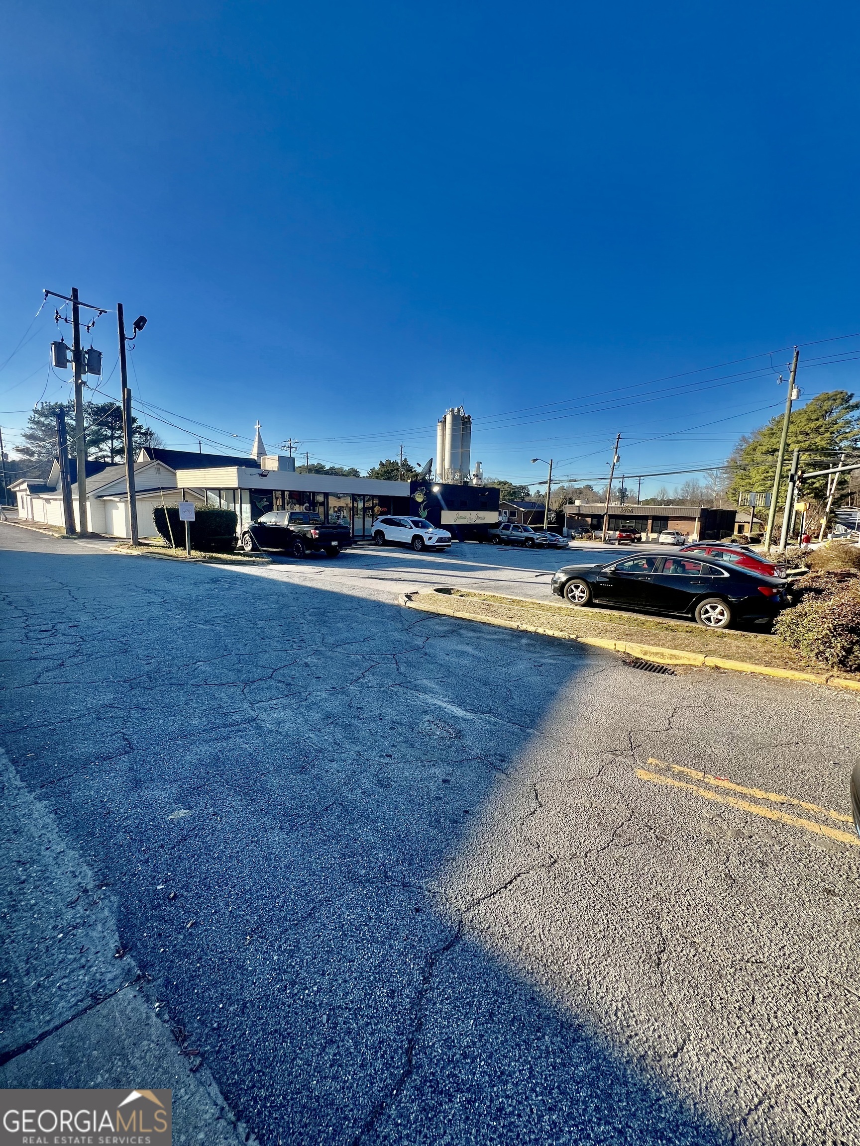 4801 Old National Highway Property Photo 10