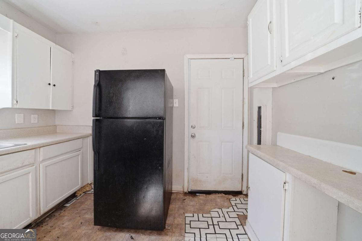 1564 Columbia Drive Property Photo 7
