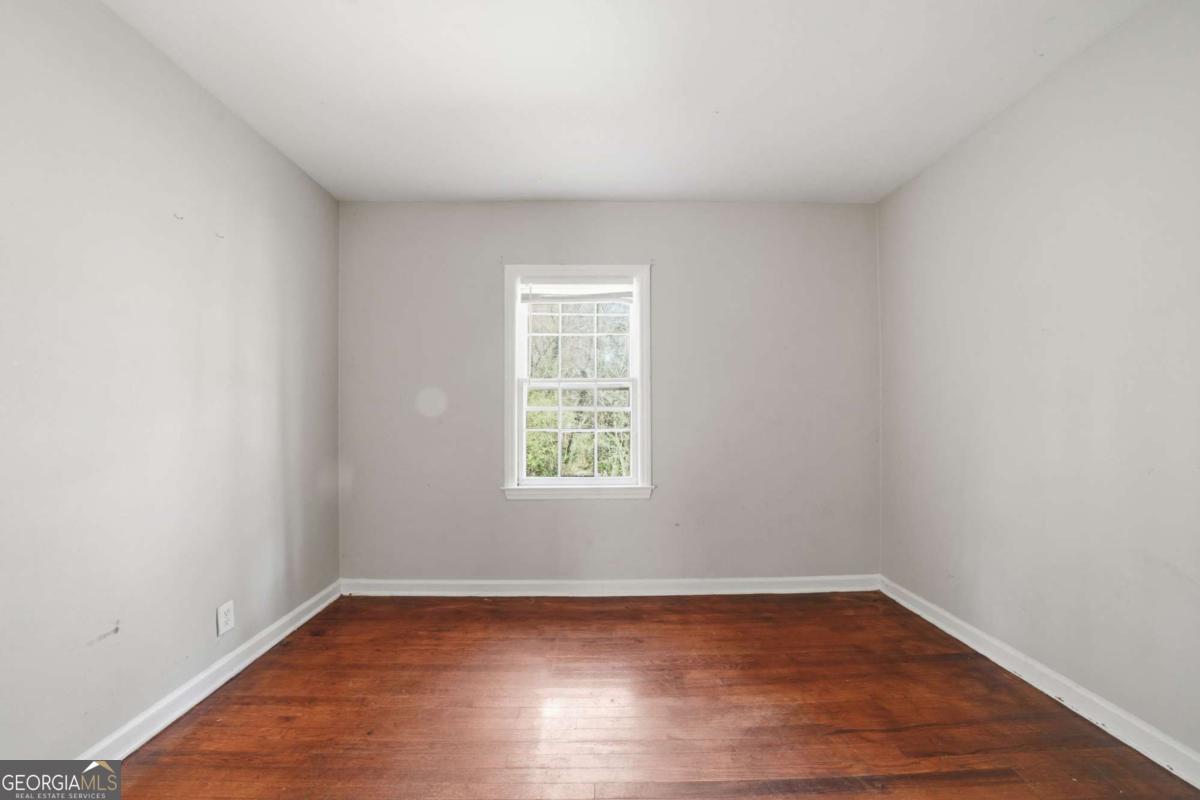1564 Columbia Drive Property Photo 10
