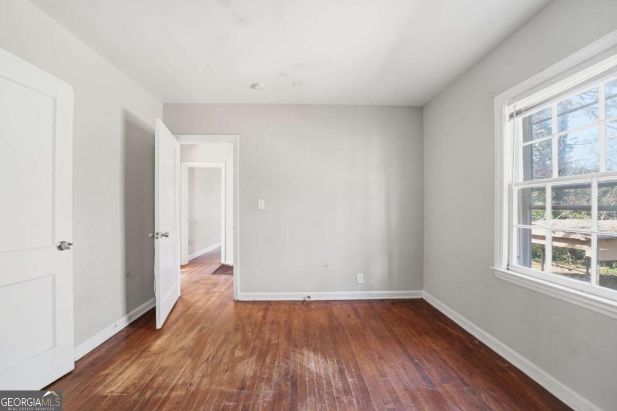 1564 Columbia Drive Property Photo 11
