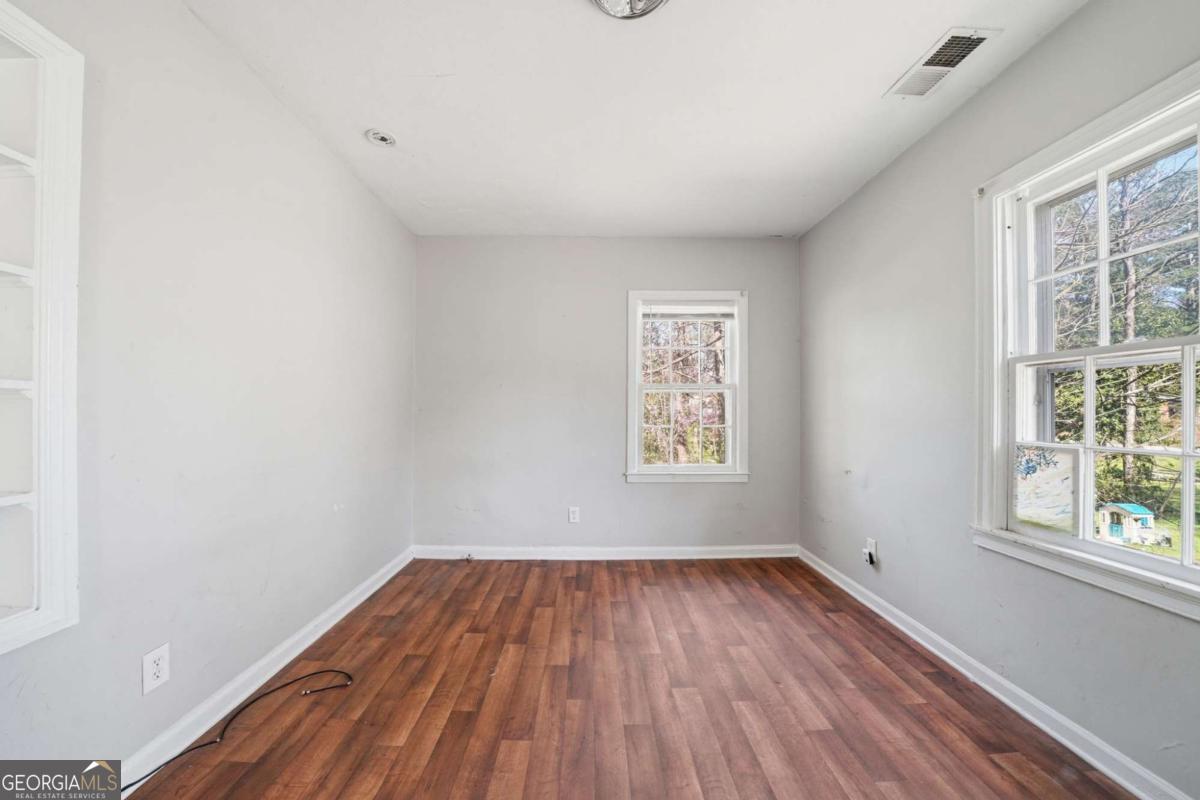 1564 Columbia Drive Property Photo 12