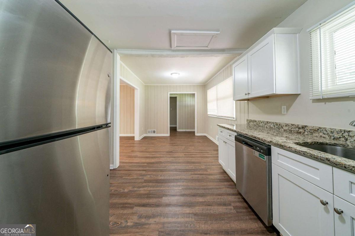 3904 W Hilda Circle Property Photo 5