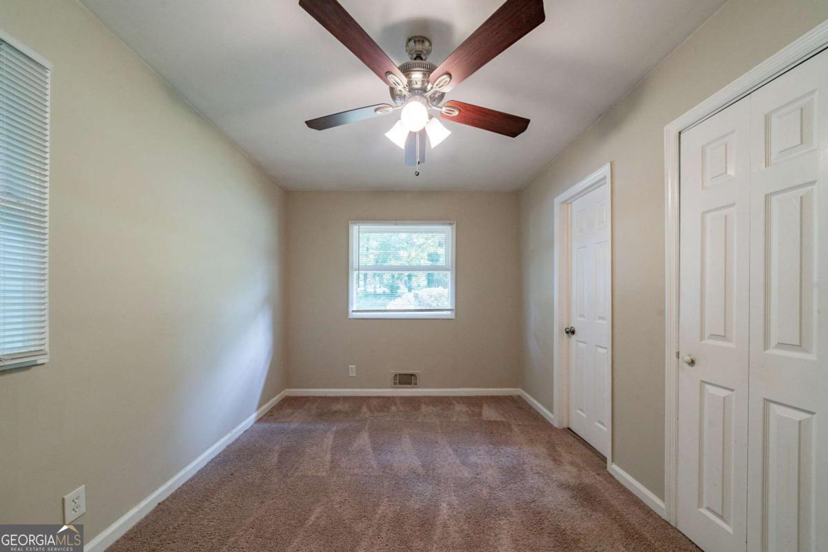 3904 W Hilda Circle Property Photo 8