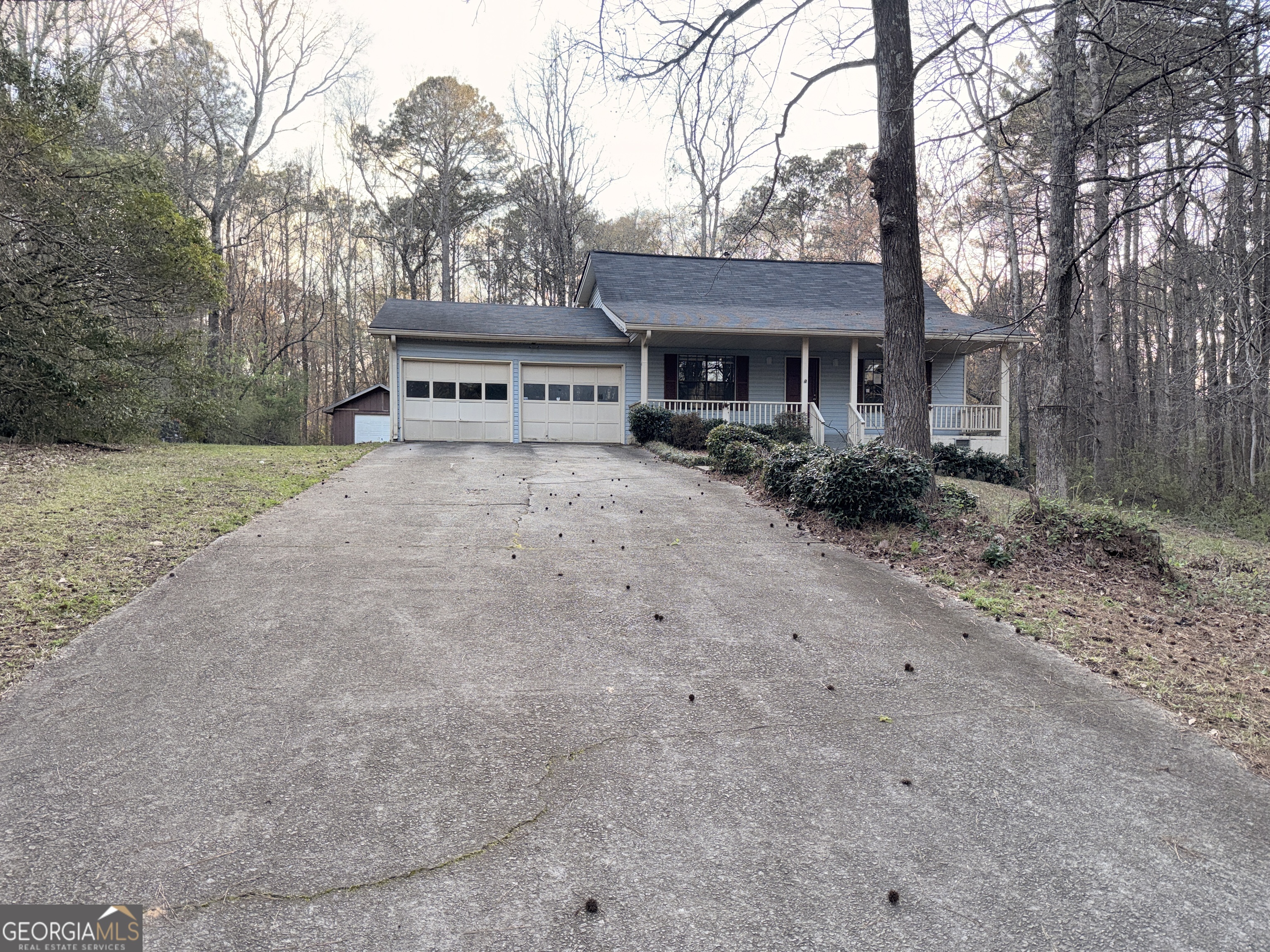 4629 South Woodlake Lane Se Property Photo 1