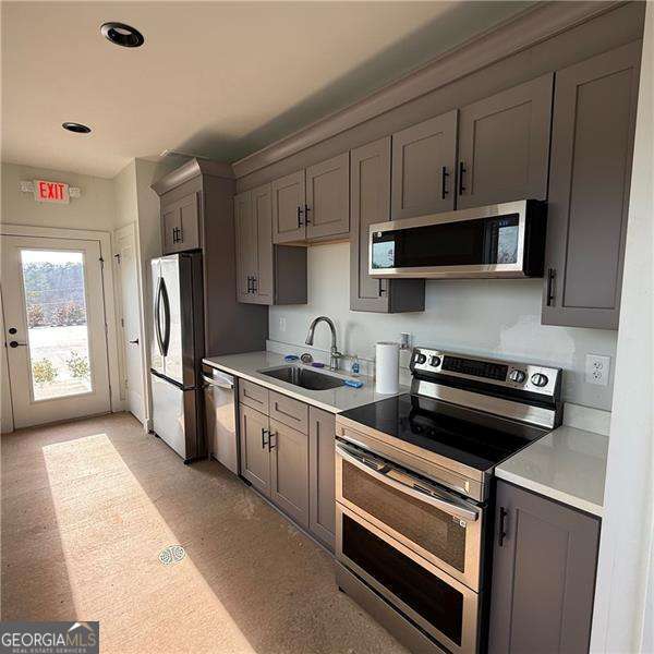 316 Pebble Trace Street Property Photo 13