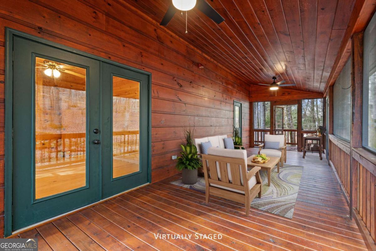 105 River Road Property Photo 9