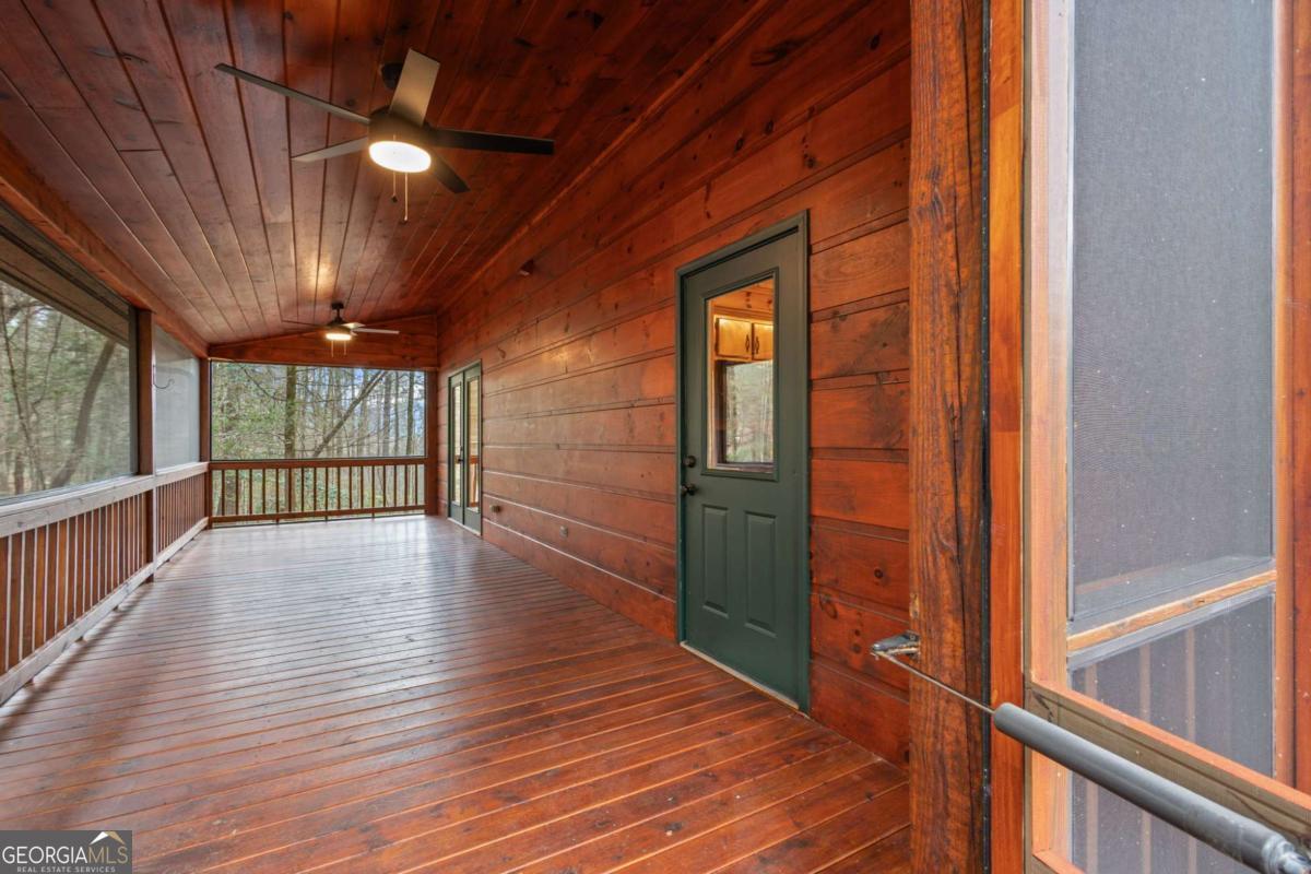 105 River Road Property Photo 12