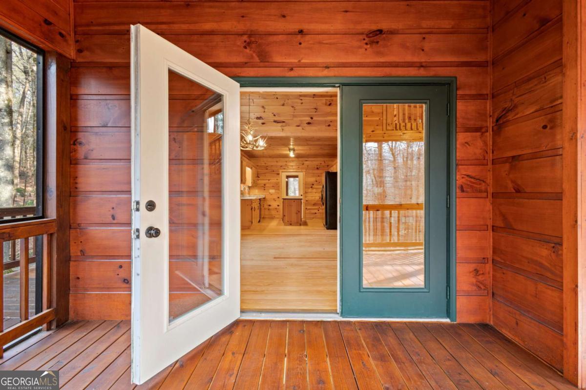 105 River Road Property Photo 15