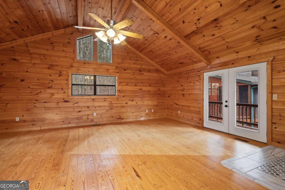 105 River Road Property Photo 21