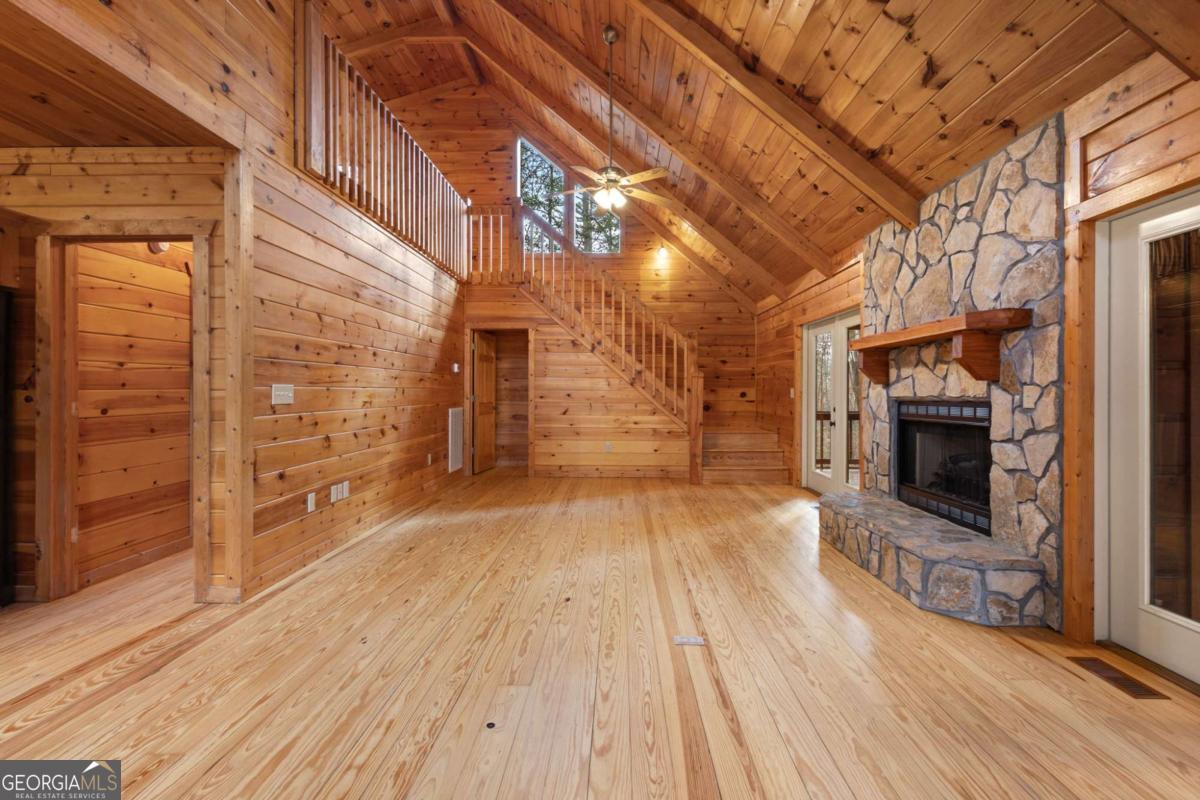 105 River Road Property Photo 22