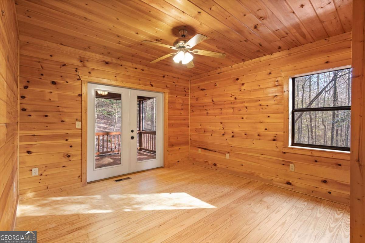 105 River Road Property Photo 30