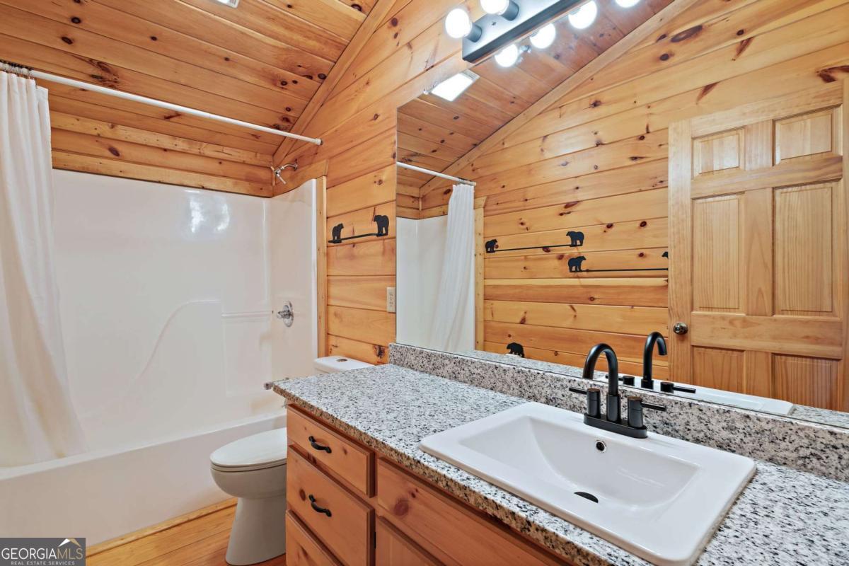 105 River Road Property Photo 34