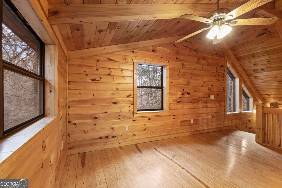 105 River Road Property Photo 38