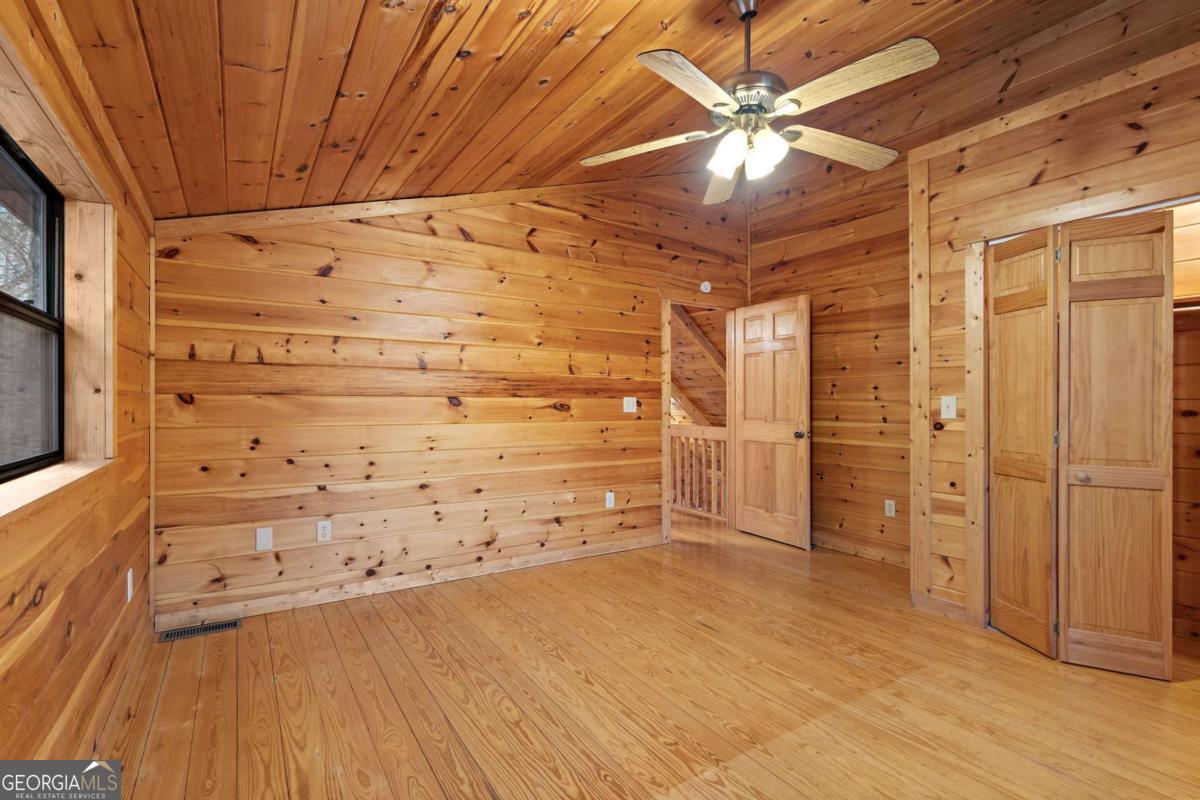 105 River Road Property Photo 40