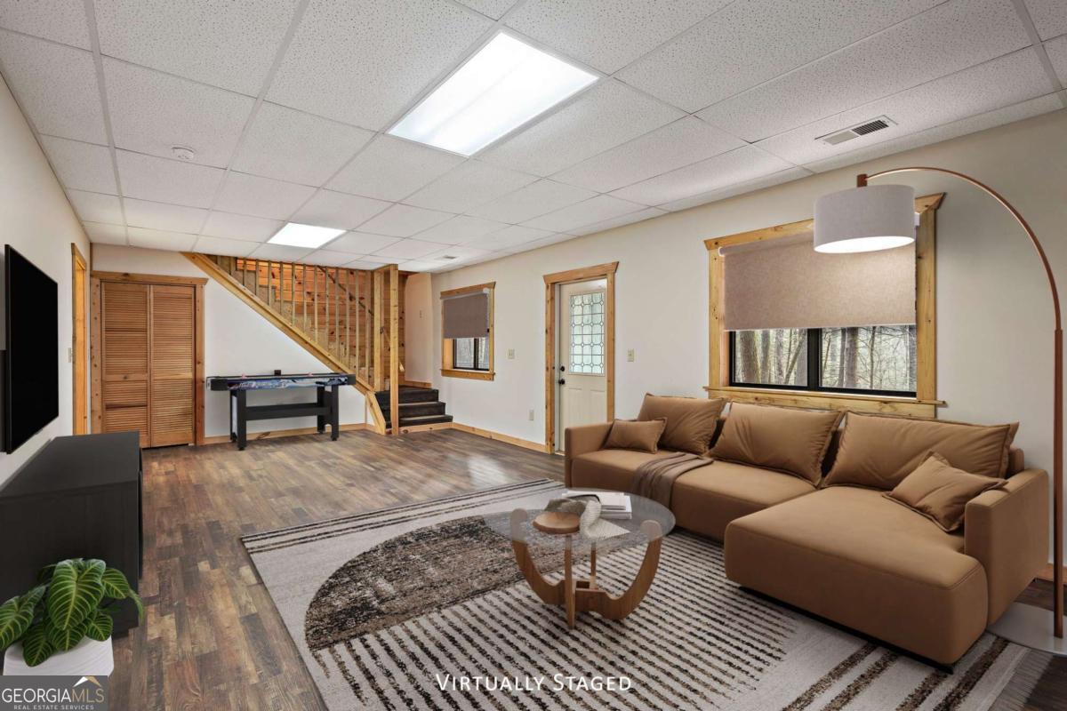 105 River Road Property Photo 42