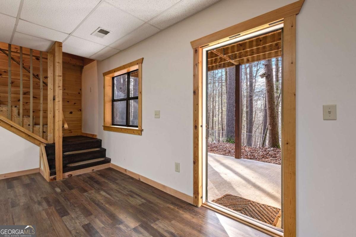105 River Road Property Photo 48