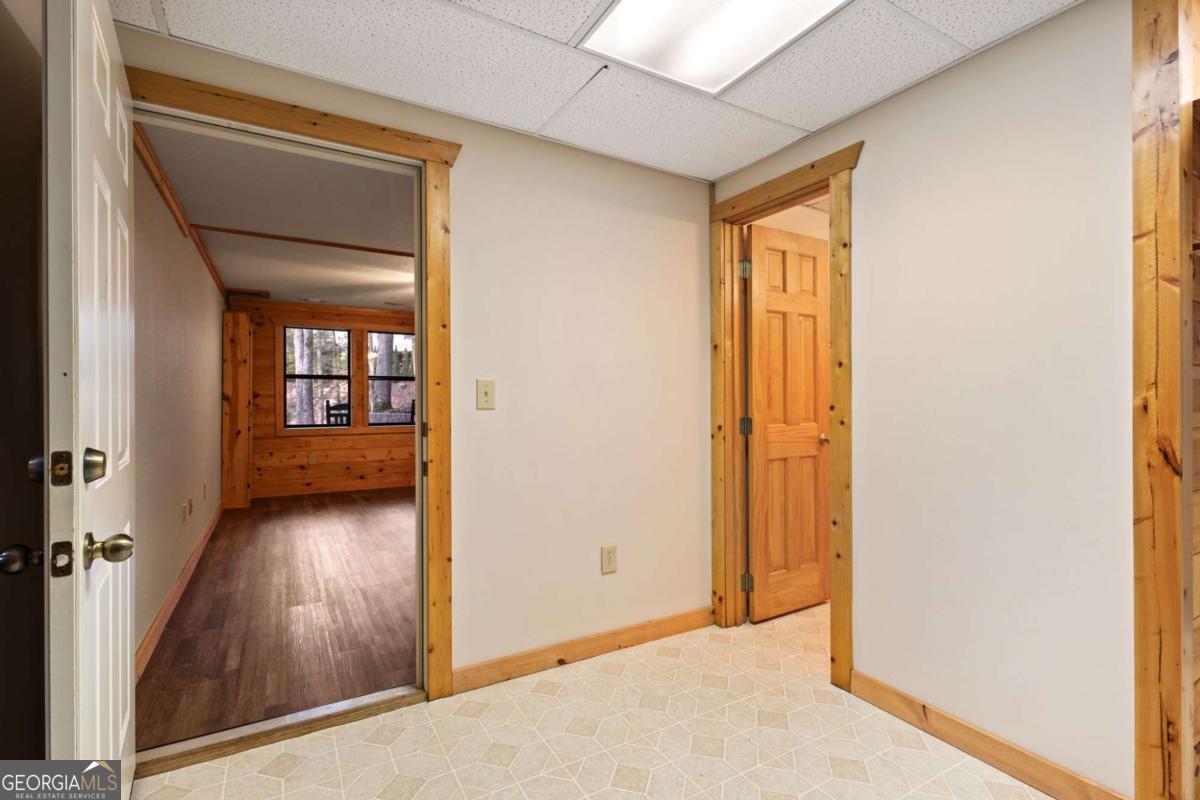 105 River Road Property Photo 49