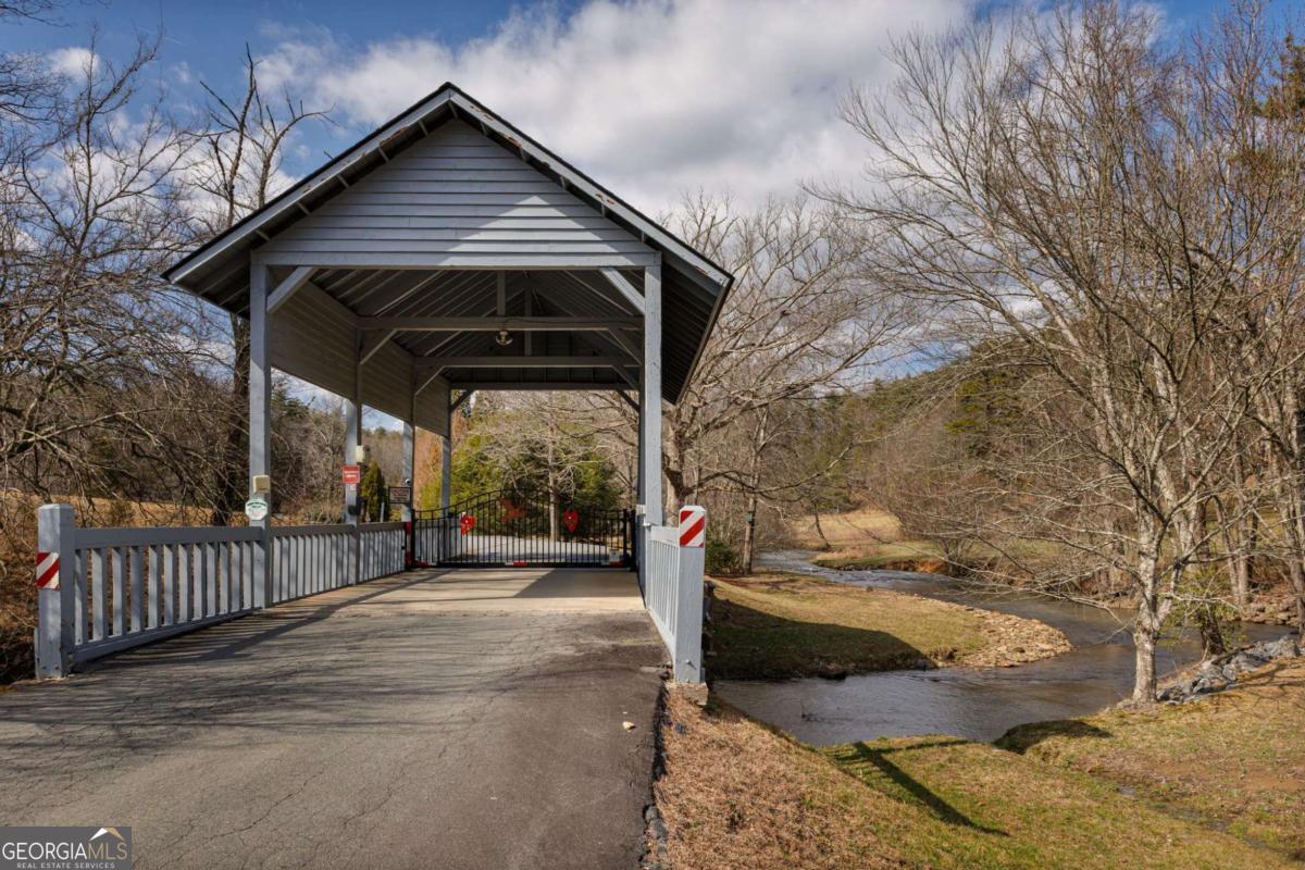 105 River Road Property Photo 70